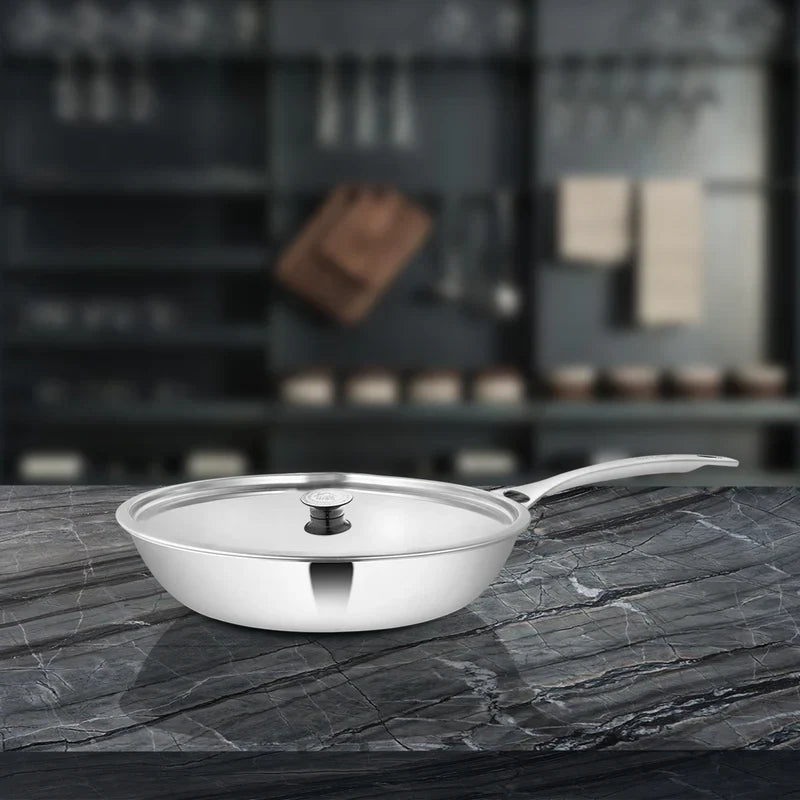 SHRI & SAM PLATINUM PLAIN FRY PAN W/L SS 26CM