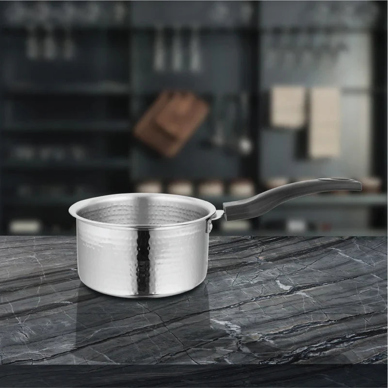 SHRI & SAM 430 HAMMERED SAUCE PAN 18CM