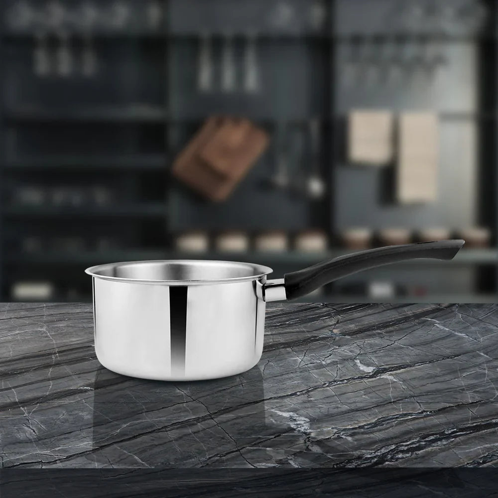 SHRI & SAM 430 PLAIN SAUCE PAN 18CM