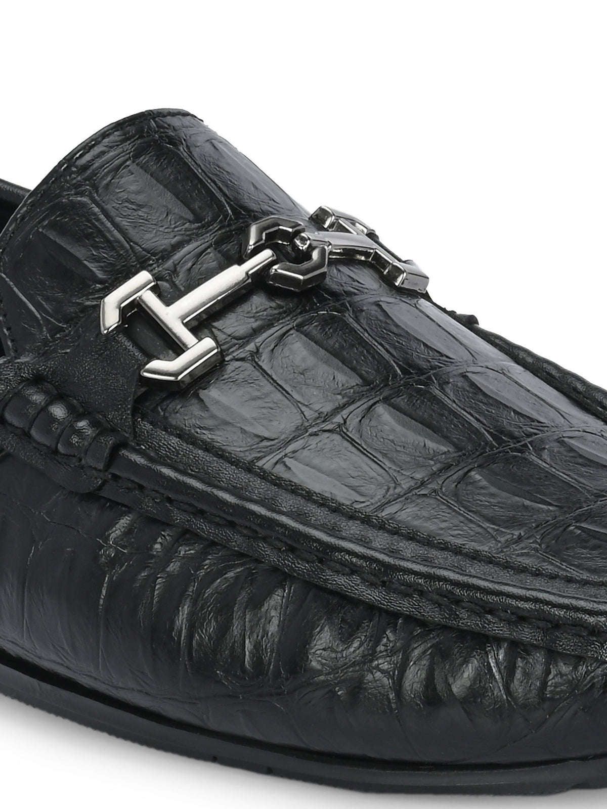 Sleek Black Casual Men Slip-On Loafer Shoes