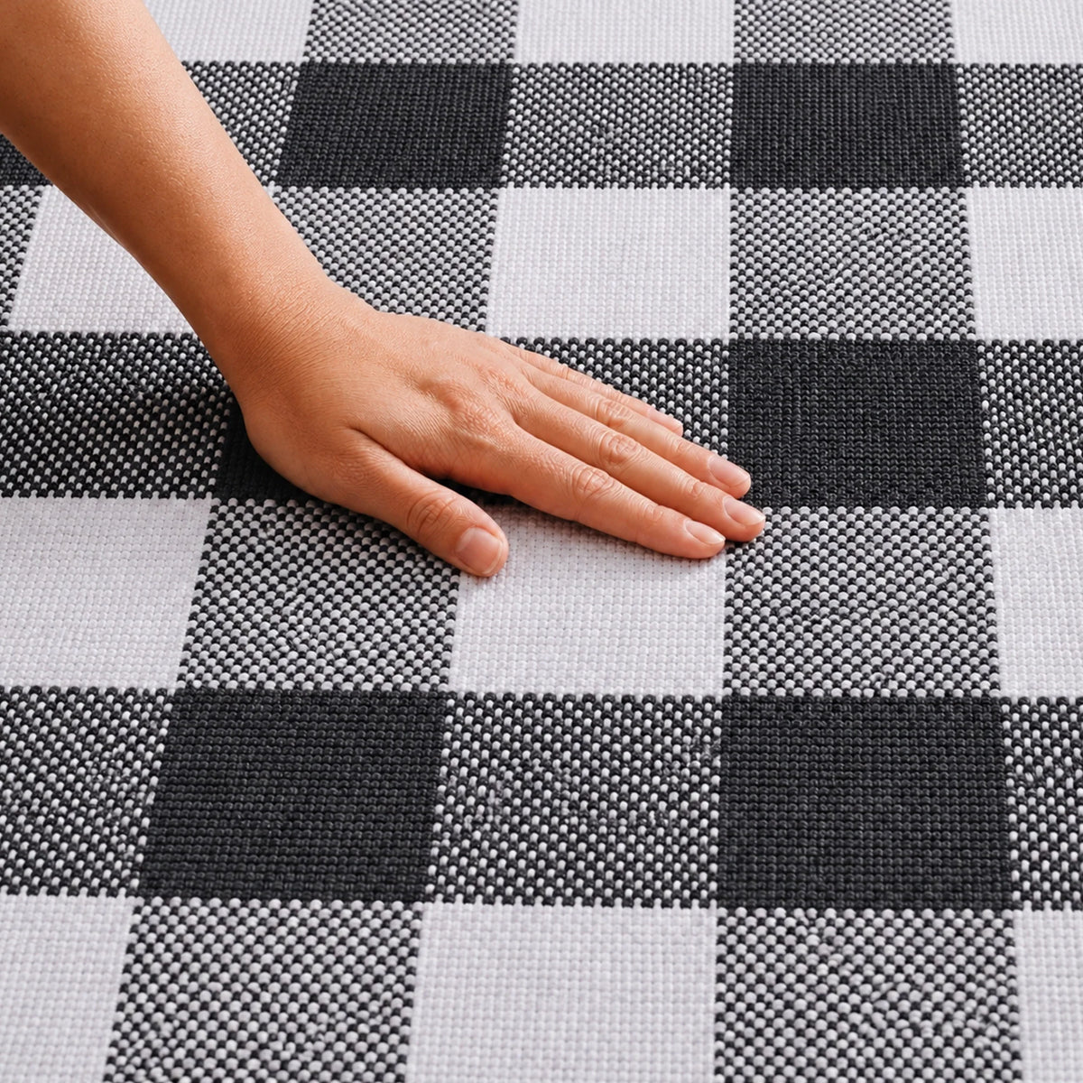 Breton Shadowplay - Plaid Rug (Grey & White)-2