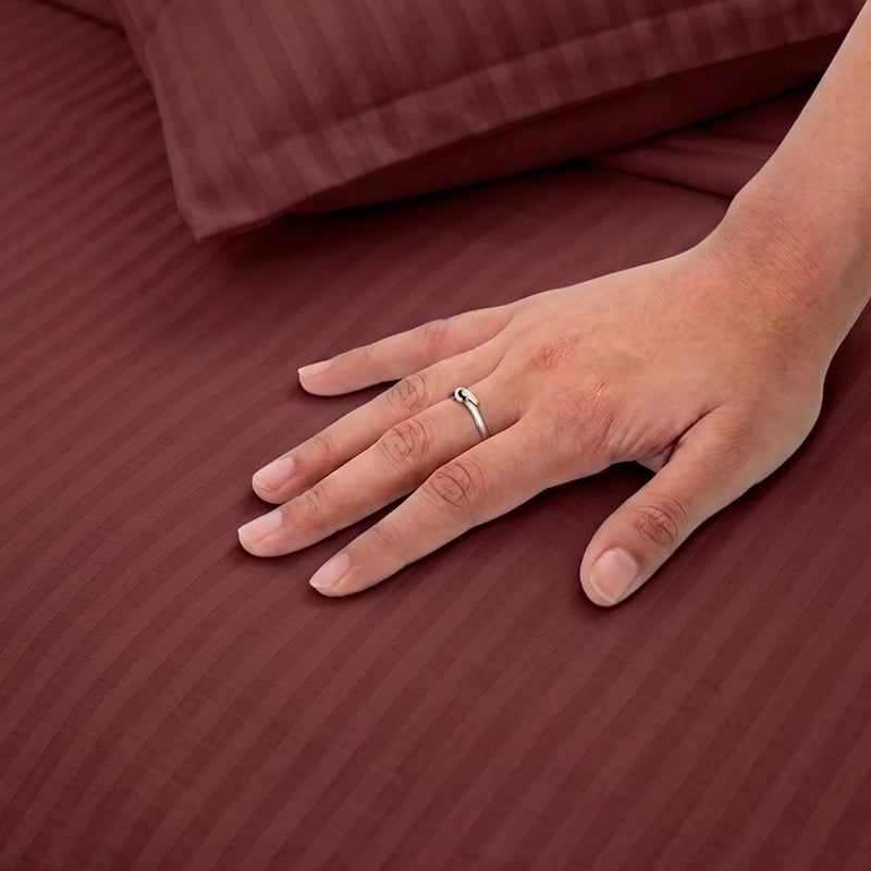Breton Mellow - Satin Stripe Duvet Cover (Maroon)-2
