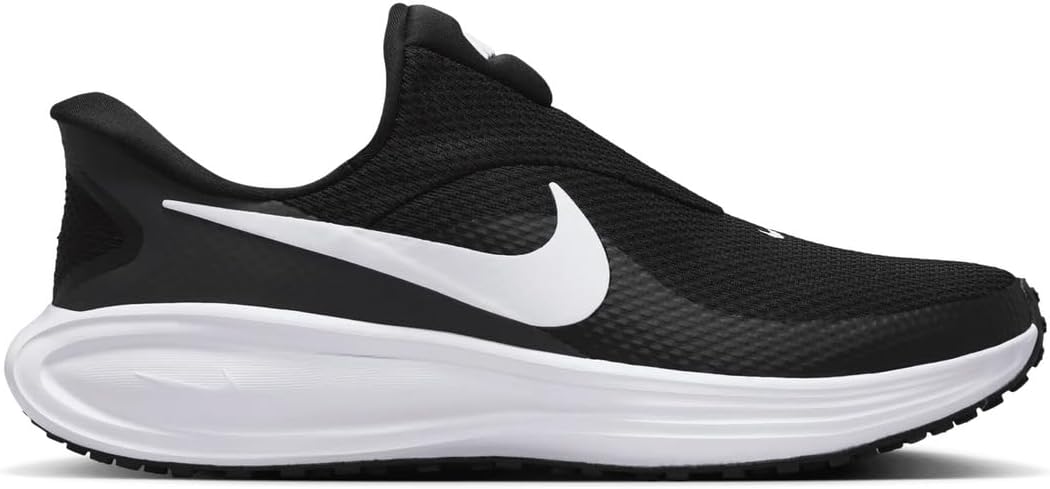 Nike Revolution 8 EasyOn Running Shoes