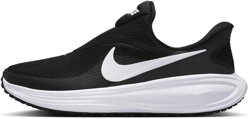Nike Revolution 8 EasyOn Running Shoes