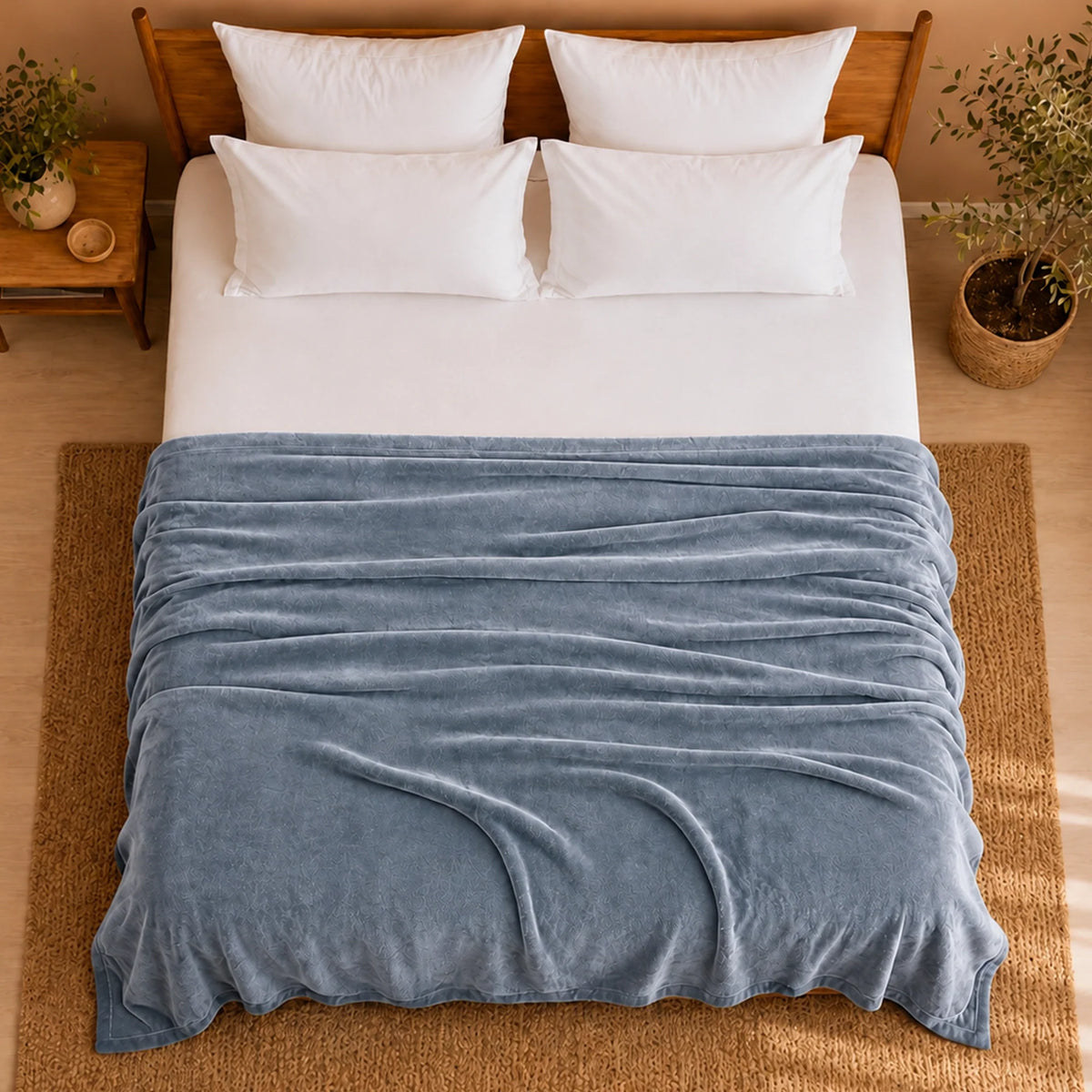 Fort Mellow - Solid Plush Blanket (Frost Blue)-8
